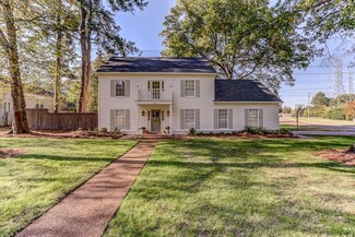 7118 Woodridge Ln, Germantown, TN 38138