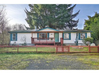 567 Kings Ave, Lakeside, OR 97449
