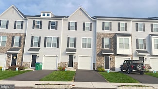 4904 Brookside Ct, Coopersburg, PA 18036