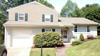127 S 17th St, Lewisburg, PA 17837