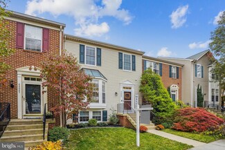 43005 Eustis St, Chantilly, VA 20152