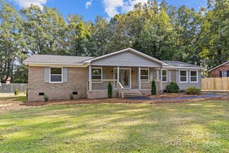 200 Ann St, Matthews, NC 28104