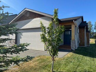 7672 Gate Creek Dr, Anchorage, AK 99502