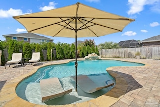 3552 Pelican Bay Cir, Gulf Breeze, FL 32563