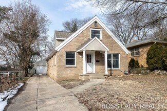 715 Houseman Ave NE, Grand Rapids, MI 49503