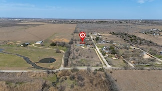 498 William Pettus Rd, Maxwell, TX 78656