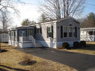 1 K-De Ln, Gorham, ME 04038