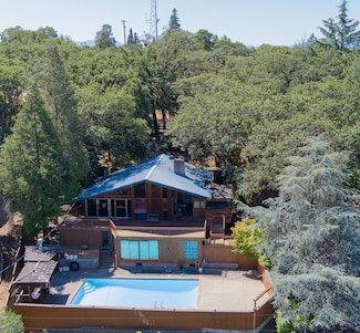 2020 Ridge Way, Medford, OR 97504