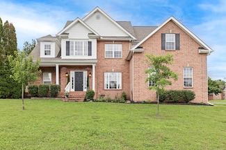 116 Fieldcrest Dr, Hendersonville, TN 37075