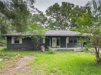 1103 SE 1st St, Chiefland, FL 32626