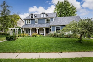 612 Fairway Cir, Jefferson, WI 53549