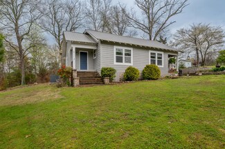 61 Westbrook Dr, Rossville, GA 30741