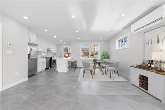 16419 32nd Ave, Flushing, NY 11358