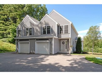 178 Winnicutt Rd, Stratham, NH 03885
