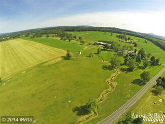 7573 Patricks Well Ln, Marshall, VA 20115