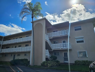 2770 S Garden 112 Dr Unit 112, Lake Worth, FL 33461