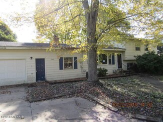 2480 Summerdale Ave, Kalamazoo, MI 49004