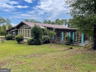 3539 15th Ave E, Valley, AL 36854