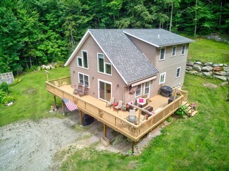 1592 Notch Rd, Richmond, VT 05477