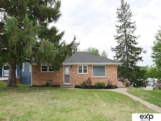 1001 Parkway Dr, Bellevue, NE 68005