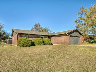 701 Briarwood Dr, Oklahoma City, OK 73130