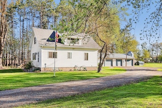 31559 Quinlan Ave, Center City, MN 55012