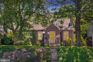 3805 Locust Ln, Harrisburg, PA 17109