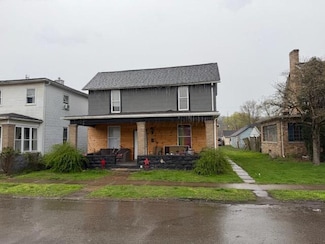 355 W 2nd St, Logan, OH 43138