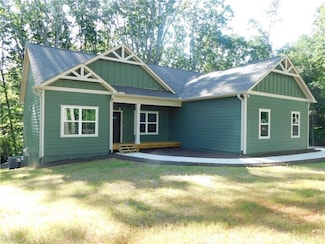 340 Harmony Dr, Dahlonega, GA 30533