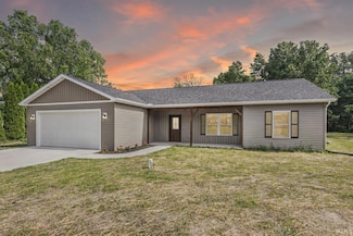 53417 Old Farm Rd, Elkhart, IN 46514