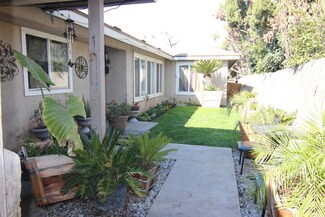 2408 W Carmen Ave, Fresno, CA 93728