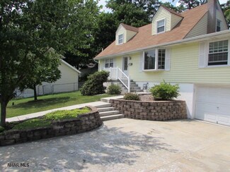 1516 23rd Ave, Altoona, PA 16601