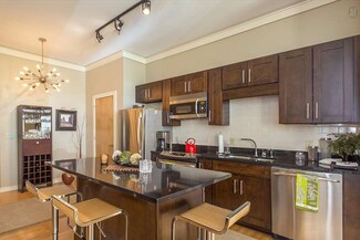 1706 18th Ave S Unit 209, Nashville, TN 37212