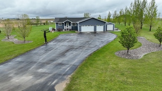 3030 Mustang Trail NE, Minot, ND 58703