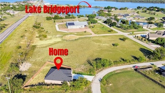 518 Dolphin Terrace, Runaway Bay, TX 76426