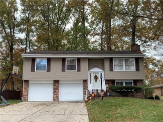 1813 Arthur Dr NW, Warren, OH 44485