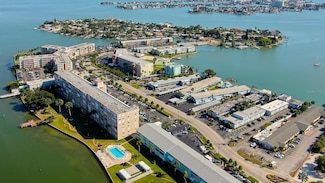 1847 Shore Dr S Unit 308, South Pasadena, FL 33707
