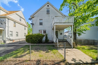 77 Parkside St, Springfield, MA 01104