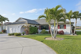 1300 Lucaya Ave, Venice, FL 34285