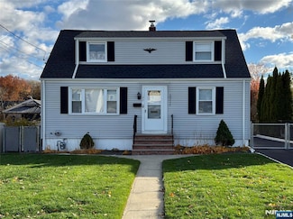 40 Godwin Ave, Elmwood Park, NJ 07407