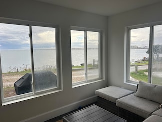 9 Great Boars Head Ave, Hampton, NH 03842