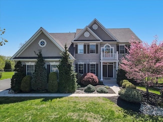 3370 Courtney Dr, Center Valley, PA 18034