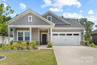 9009 Myrna Dr, Gastonia, NC 28056