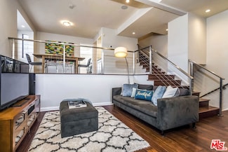4604 Glencoe Ave Unit 8, Marina Del Rey, CA 90292