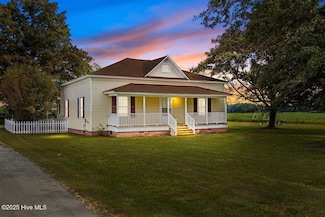 804 Alexander Rouse Rd, Kinston, NC 28504