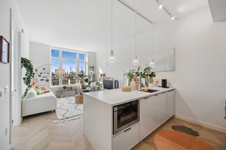 29-18 41st Ave Unit 16-B, Long Island City, NY 11101