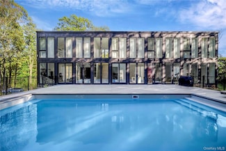 211 Little York Rd, Warwick, NY 10990