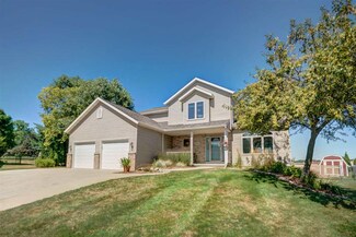 5404 Hankins Ct, Mc Farland, WI 53558
