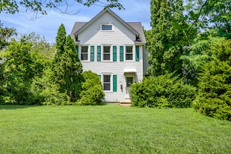 696 High St, Naugatuck, CT 06770