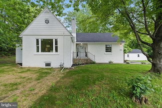 915 Fitzwatertown Rd, Glenside, PA 19038